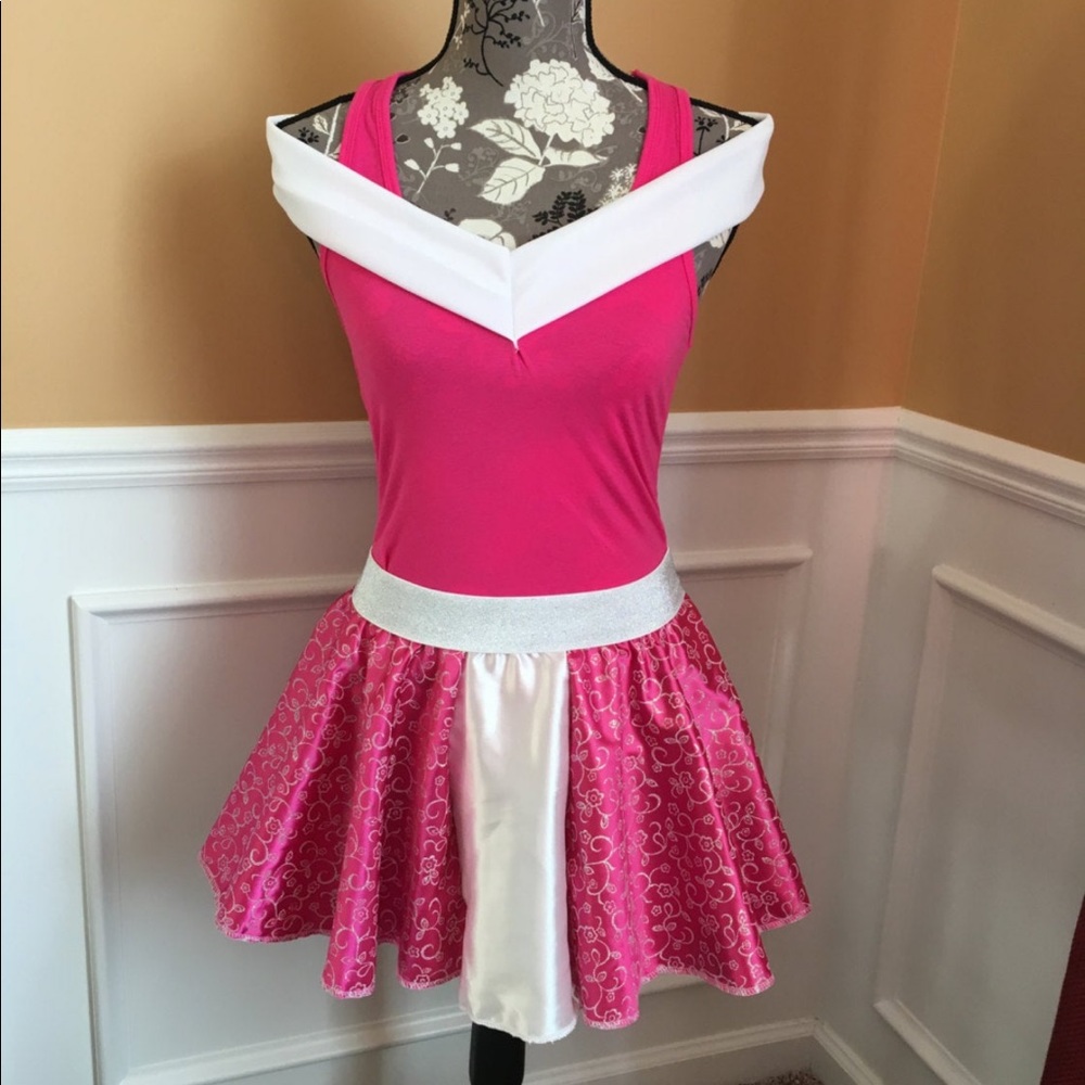 Aurora Running Costume